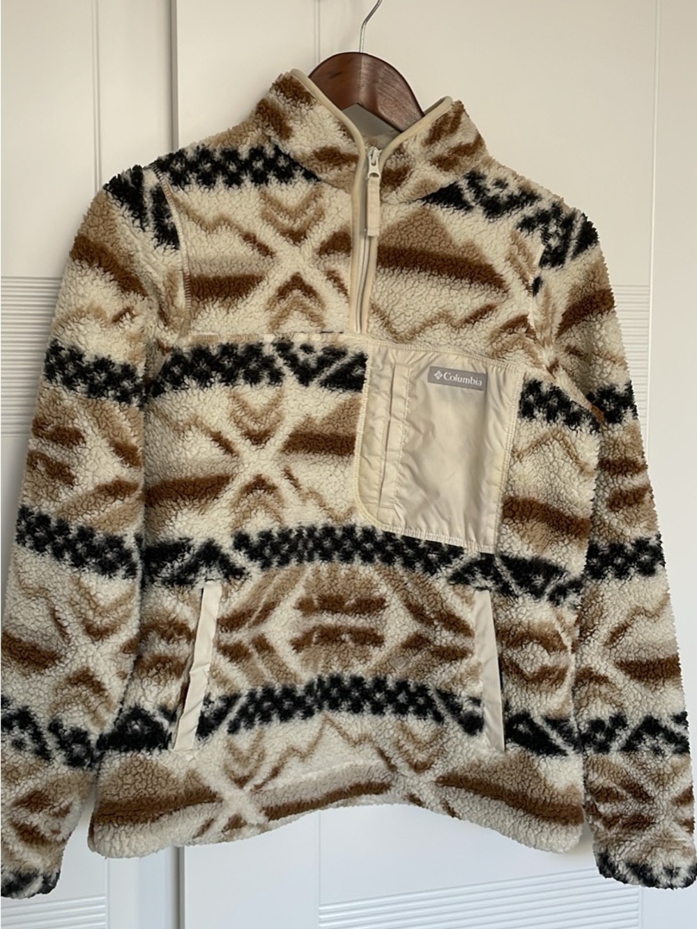 Columbia Cream & Brown Fleece Pullover Sweater small